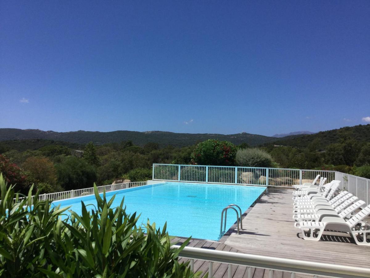 Villa Les Hameaux Di Santa Giulia ปอร์โต-เวคคีโอ ภายนอก รูปภาพ