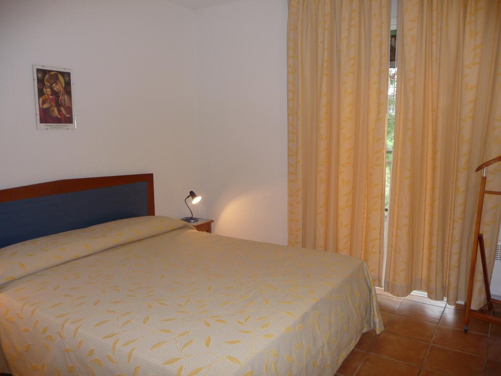 Villa Les Hameaux Di Santa Giulia ปอร์โต-เวคคีโอ ภายนอก รูปภาพ