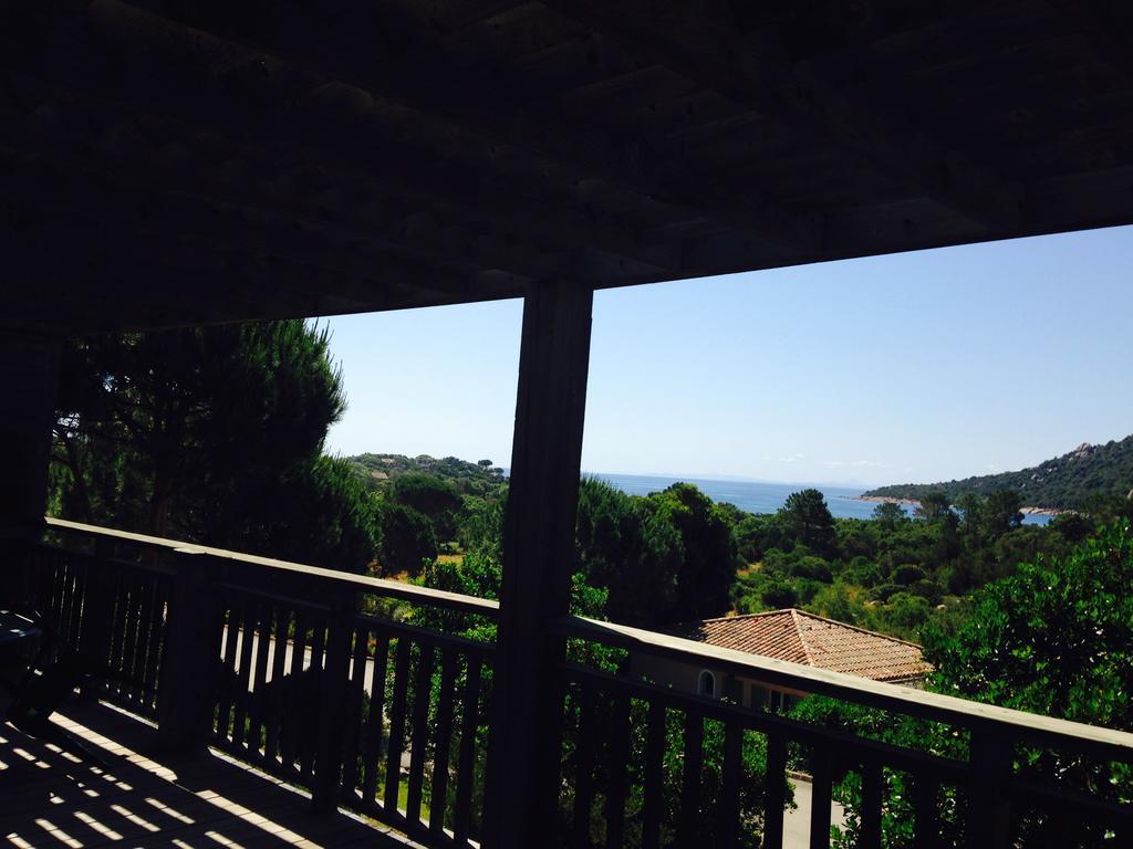 Villa Les Hameaux Di Santa Giulia ปอร์โต-เวคคีโอ ภายนอก รูปภาพ